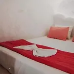Apart-hotel The Real Cave