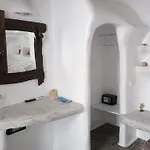 The Real Cave Apart-hotel