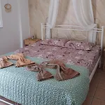 Apart-hotel The Real Cave