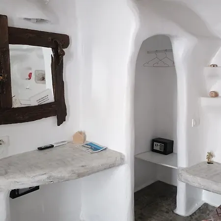The Real Cave Aparthotel